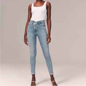 Abercrombie & Fitch Curve Love Super Skinny Ankle High Rise Jeans